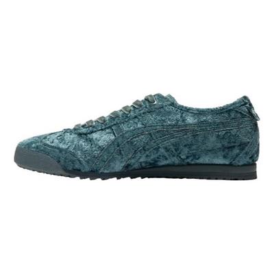 Mexico 66 Velvet Grand Shark Unisex Sneakers Green 1183C270-400