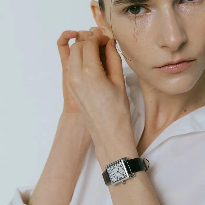 [2nd Reorder] Kalm Classic-Silver(leather) 2 Options