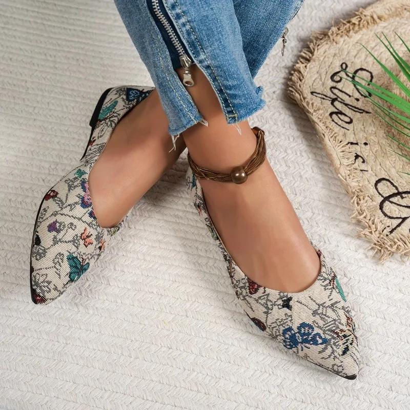 Fashion 2025 Hot Sale Plus Size Women's Flats Print Slip On Soft Bottom Pointed Toe Flats Outdoor Casual Daily Walking Shoes Zapatos