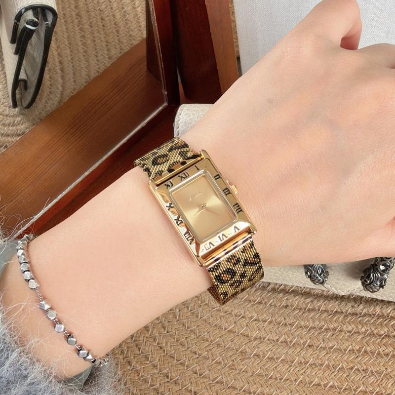 Golden Leopard Print Design Sense Atmospheric Trend Personality Fashionable Women'S Watch