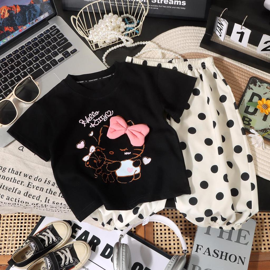 Letnia Kolekcja Hello Kitty: Stylowy komplet T-shirt i Spodnie dla Dziewczynek