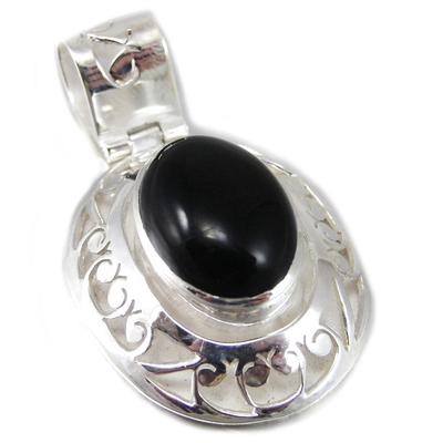 [F7770] - Silver 'Coliseum' Onyx Pendant
