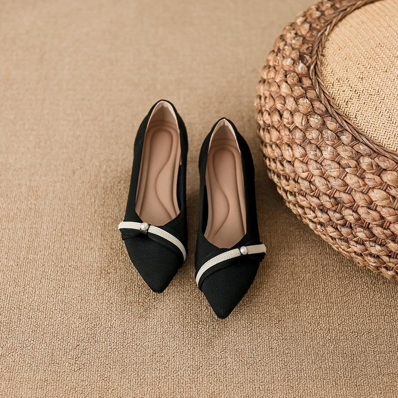 

Women Dress Spring 2025 New Shallow Mouth Pointed Toe Thin Heel Pumps Office Knitted Bow Pearls Breathable Single Shoes 34(Foot22cm) чорний