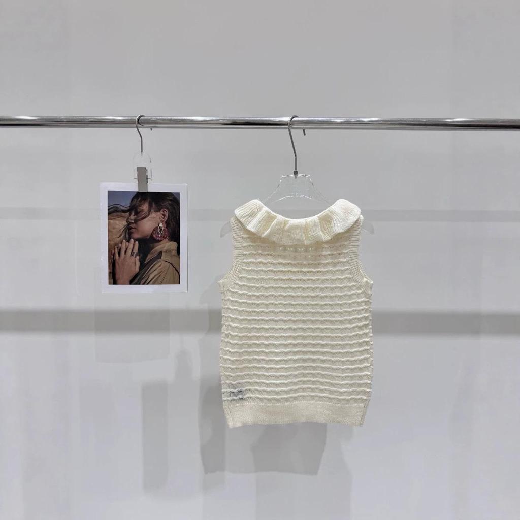 Dilraba-Inspired Ruffled Sleeveless Knit Vest - Light Luxury, Casual, Versatile Hollow Design.