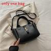 Womens Pu Water Bucket Bag With Lock Closure For Daily Use