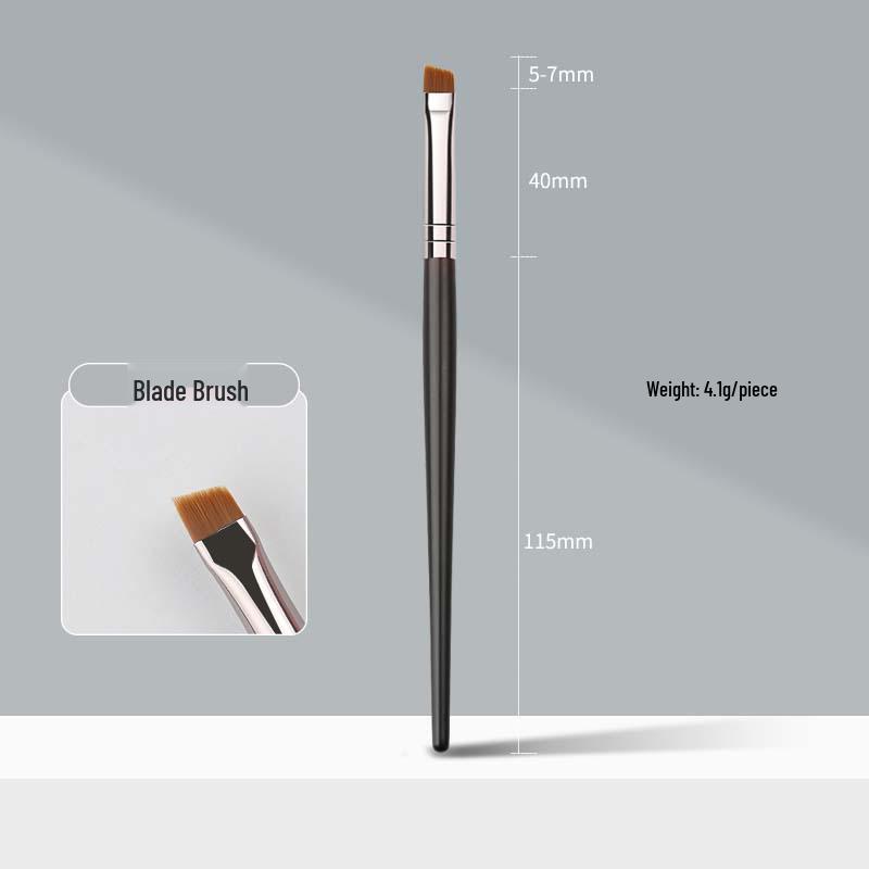 Five-Piece Wooden Handle Eye Detail Brush Set: Precision Eyeshadow, Eyeliner, Under-Eye Brushes