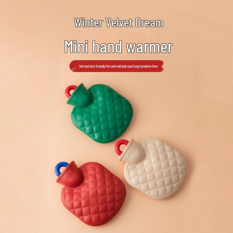 Plush Explosion-Proof Hot Water Bottle for Girls - Winter Hand and Abdomen Warmer, Available in Large and Small Sizes.