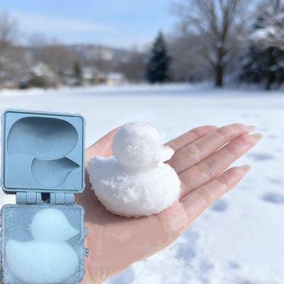 Winter Funny Snow Duck Mold Maker Clip For Kids Snowball Duck Shape Clip Tongs For Outdoor Sand Snow Ball Mold Christmas Gift