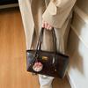 Customer Order 2025 Autumn and Winter New Fashion High-end Texture Retro Niche Bag Women's College Student Commuting Shoulder Bag
