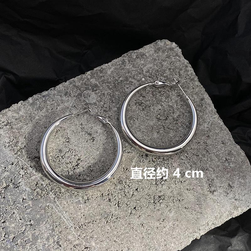 111 Silver Needle Cold Wind Ring Earrings Women, Light Luxury Niche High Sense Exaggerated Large Circle Earrings Earrings Earrings