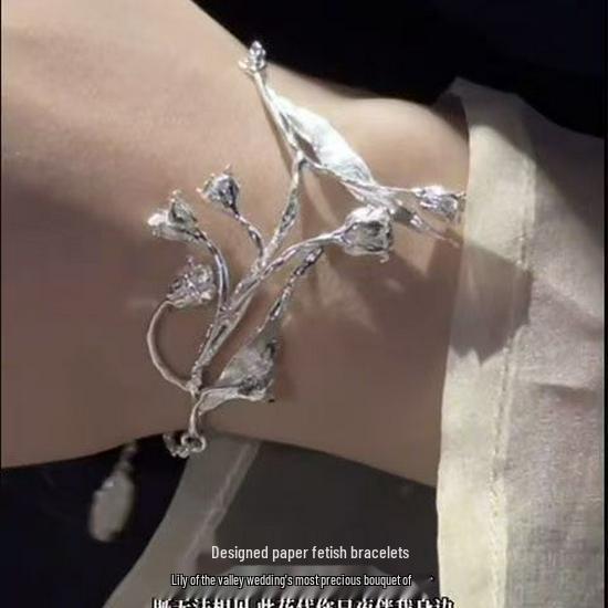 Baroque Pearl Drawstring Bracelet: Women's Light Luxury, Irregular Design, Exquisite Handcrafted Jewelry.