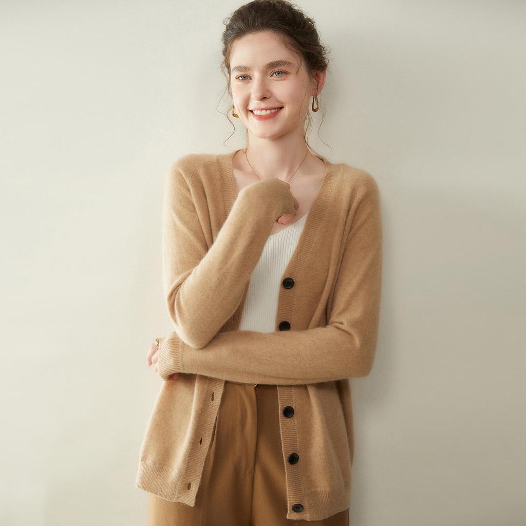 Women's Autumn/Winter Twelve-Needle V-Neck Cashmere Cardigan - Skin-Friendly, Slimming Knit Outerwear Sweater