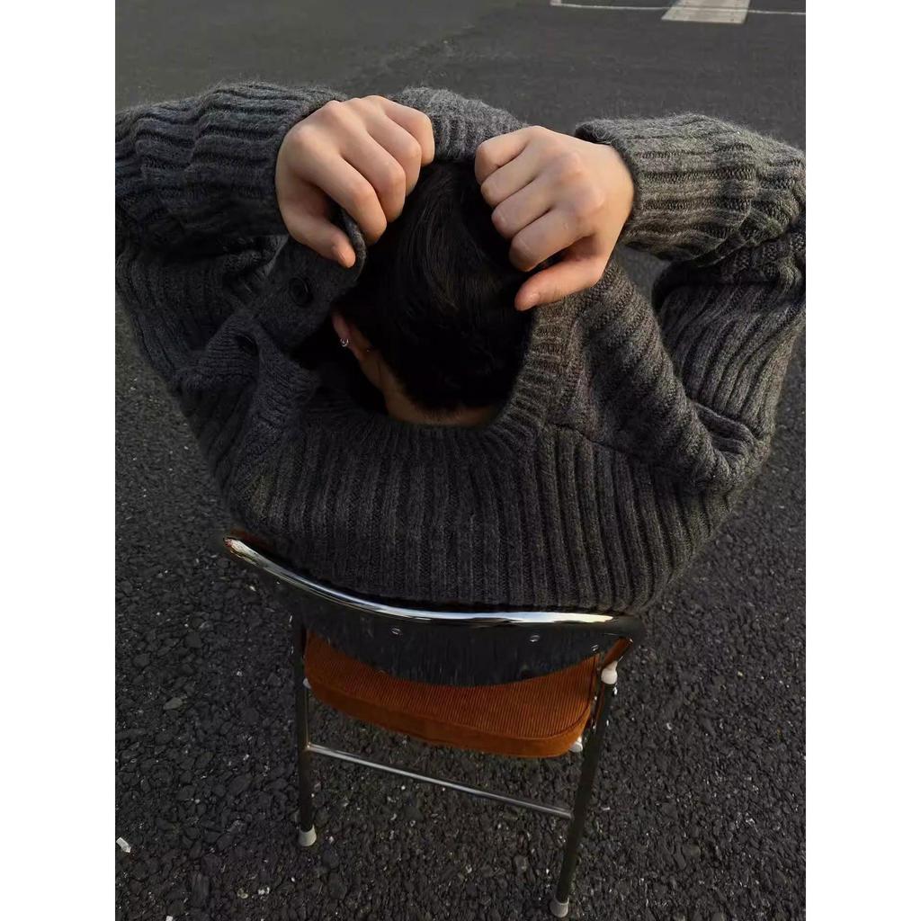 Heren geknoopte ronde hals donkergrijze trui - herfst/winter niche design gebreide jas