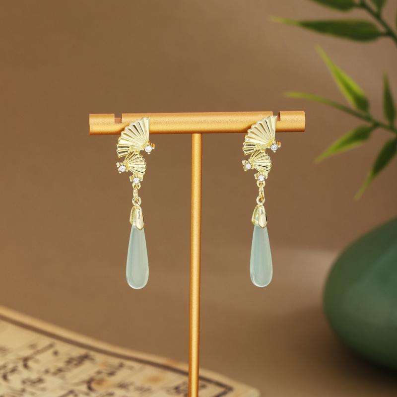 Silver Needle Ethnic Chinese Earrings for Women Green Fan-shaped Bamboo Leaves Long Tassel Jewelry Ancient Style Ear Clip Gifts