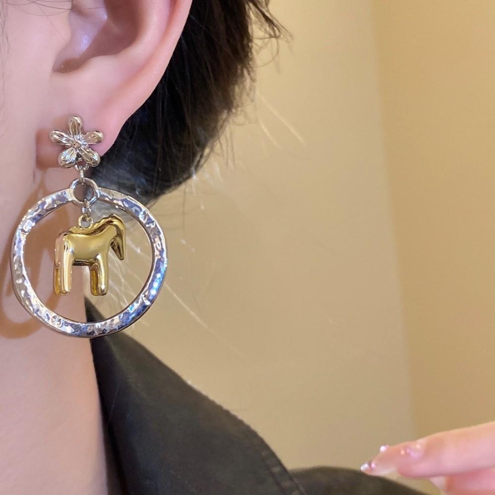 Hollow Rocking Pony Chinese Style Pony Earrings Fashion Jewelry Red Drop Earrings  Wedding