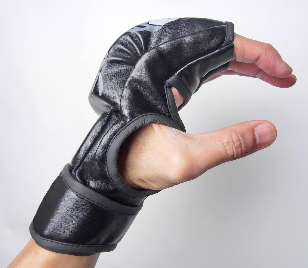 Schwarze Open-Finger-Handschuhe für Mixed Martial Arts, Vale Tudo, MMA, UFC, RIZIN ONE und Shooto. Halbfingerhandschuhe für Sparring. [Importiert]