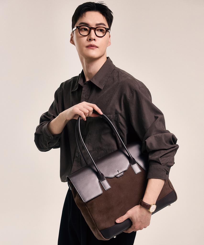 Bedford11Th Polygon Large Flap Tote [Brown Suede Special]
