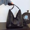 2025 Winter Retro Fashion Large Capacity Women's Crossbody Handbag