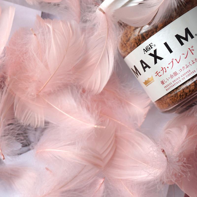 50Pcs Macaron Color Small Feather Small Goose Feather Wedding Festival Event Stage Decoration Gift Box Filling Material