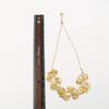 Collana Artistica in Metallo Pendente Foglia Oversize Catena in Lega Texturizzata Gioiello Statement Avant-Garde Boho Regalo