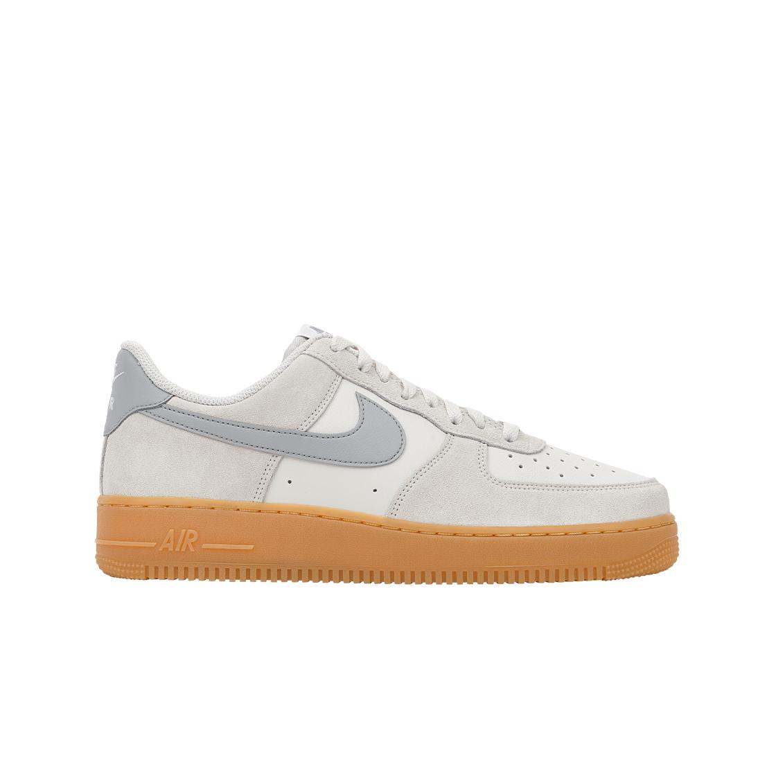 

Nike Air Force 1 07 Lv8 Phantom Light Smoke Gum 290