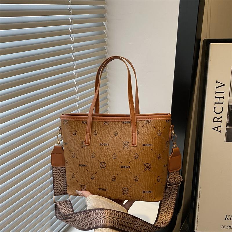 Fashion retro printed bag, new large-capacity versatile commuter high-end portable shoulder bag tote bag