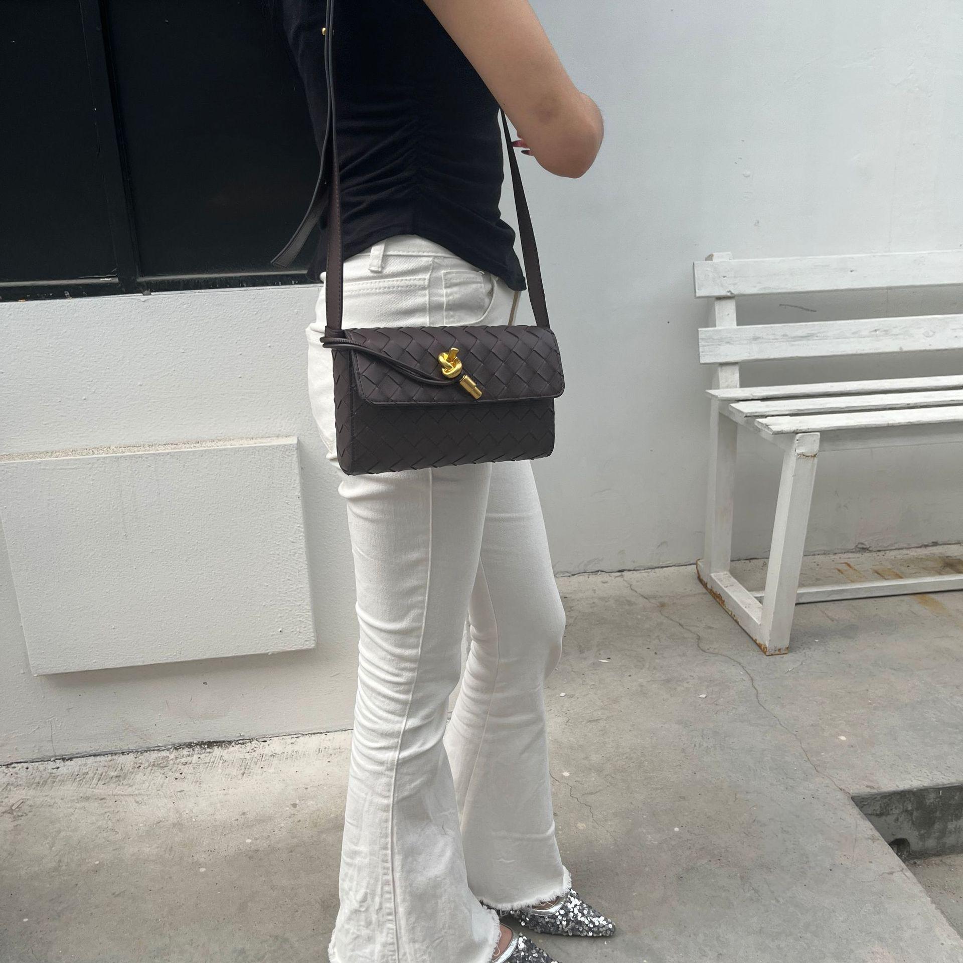 

Сумка через плечо из натуральной кожи ручной работы 2025 года с замком-замком 21*6*13cm