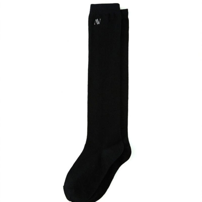 ATTRACTIONS OF LONG SOCKS