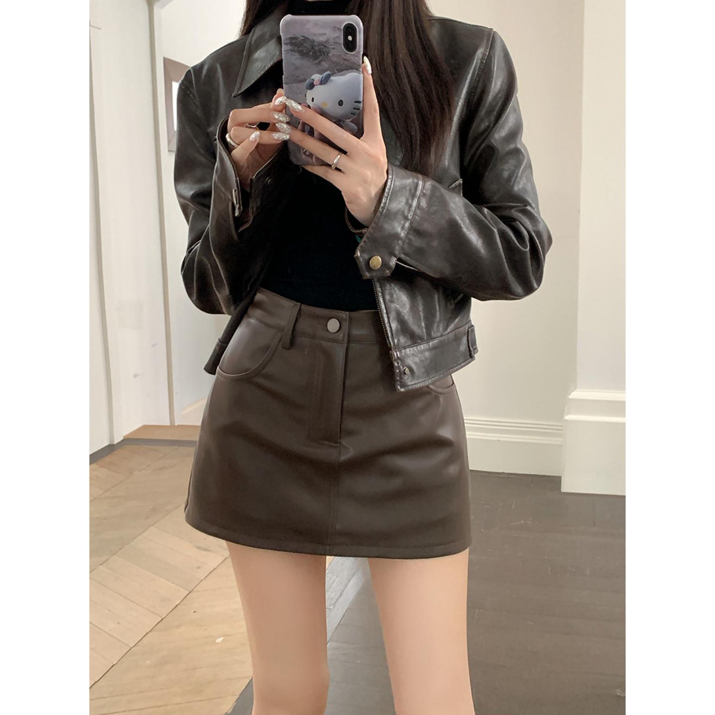 

Plus Size Coffee Leather Skirt Pants - Slimming, Hip-Hugging, Anti-Exposure Short Skirt for Spring & Autumn 2XL