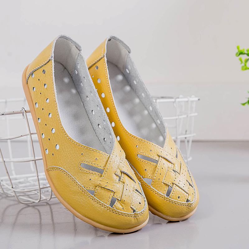 Women's Flats Loafers Leather Driving Shoes Moccasins Comfort Casual Slip On Summer Nurse Shoes for Mother Large Size