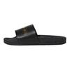 Circoloco x adidas Adilette Slide Communauté et Inclusivité Baskets Unisexe Noir Noir Core Or Métallique HQ3617