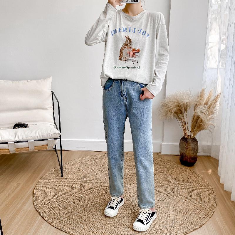 Maternity Long Sleeve Nursing Top - Stylish Spring & Autumn Wear for Postpartum and Breastfeeding Moms