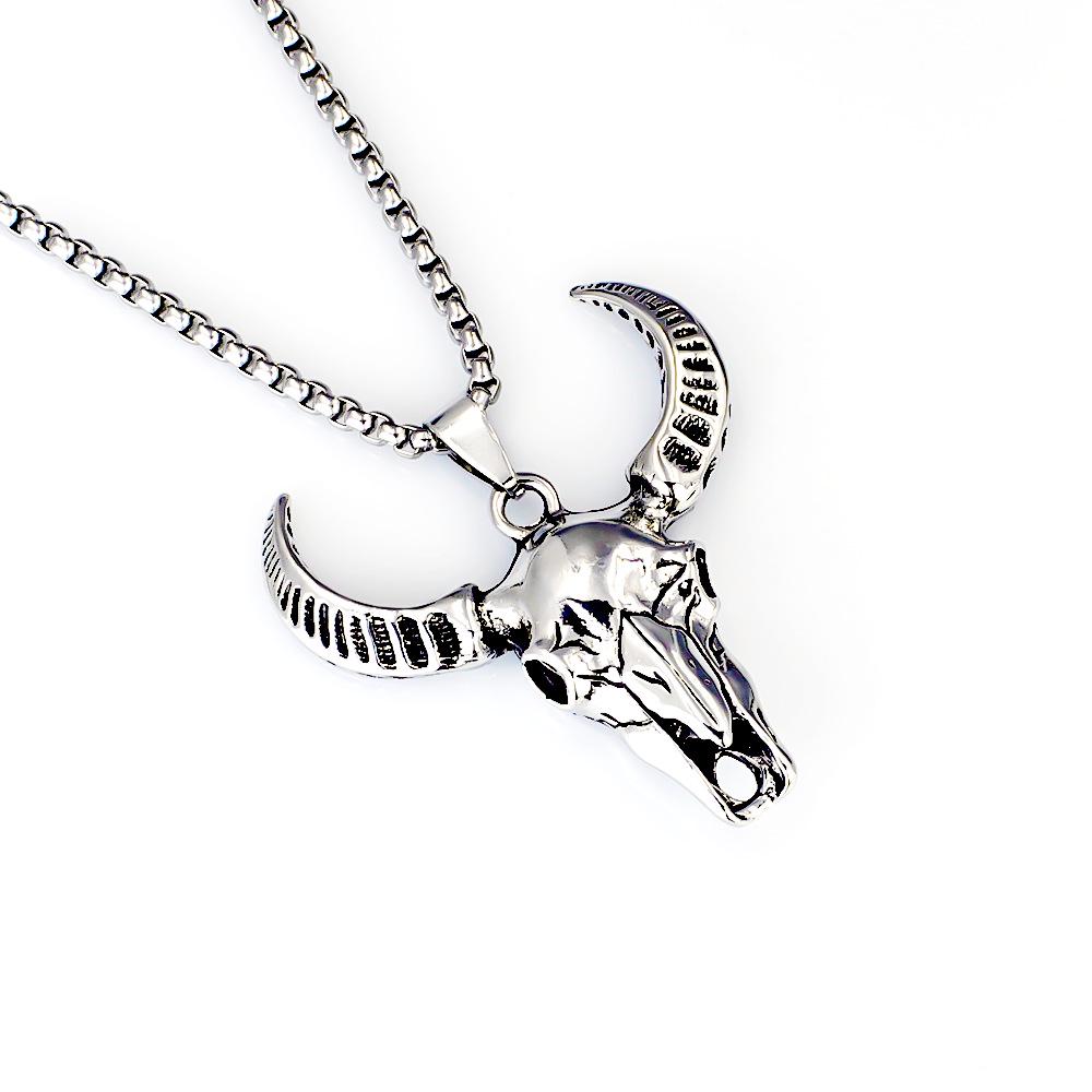 Europäische und amerikanische Retro-Diamanten-Inlay Hip-Hop-Stil Edelstahl Kreuz Halskette