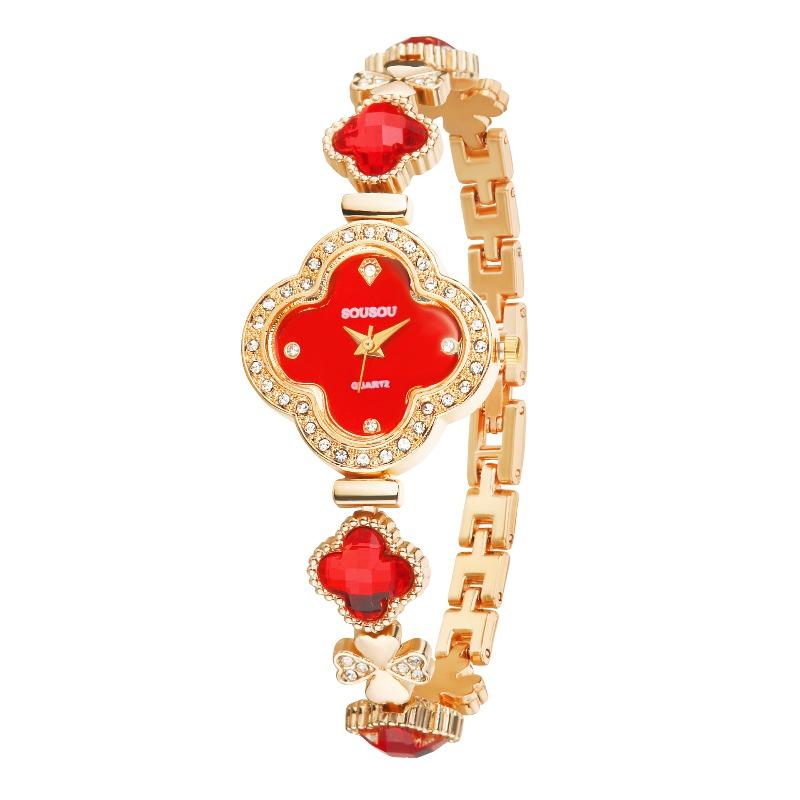 Fashionable temperament, light luxury, diamond studded bracelet, women's quartz watch, clover shaped wristwatch