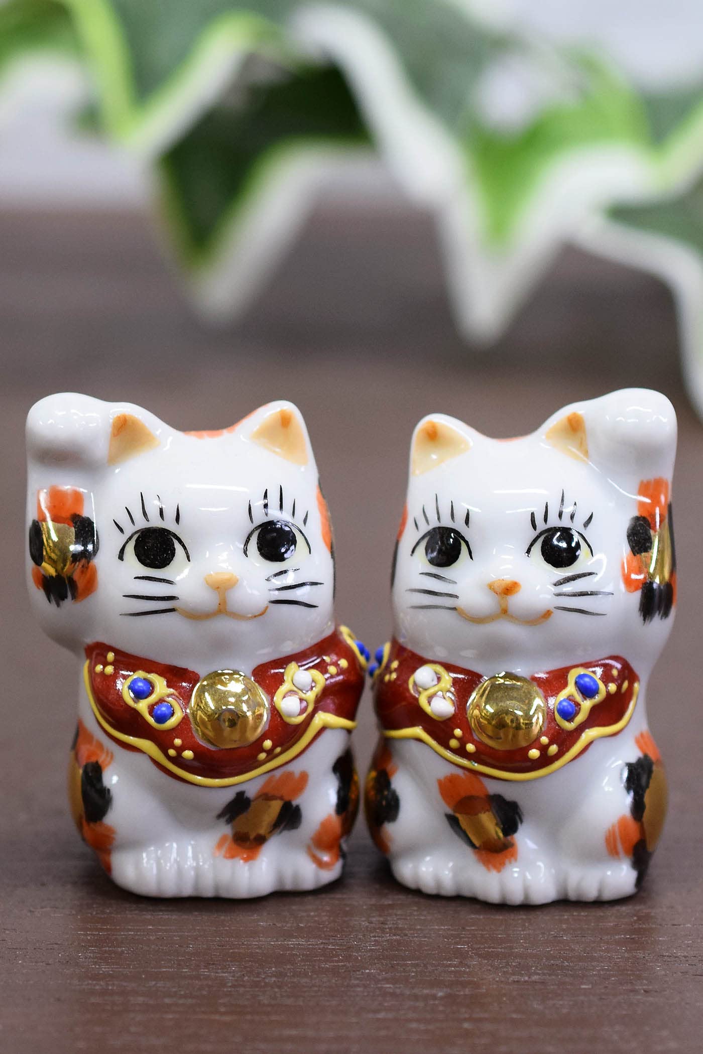 

Фарфор Кутани Чиби Манэки Нэко Золотой (Lucky Cat) Пара, Кэлико, Голд-Майк-Ф