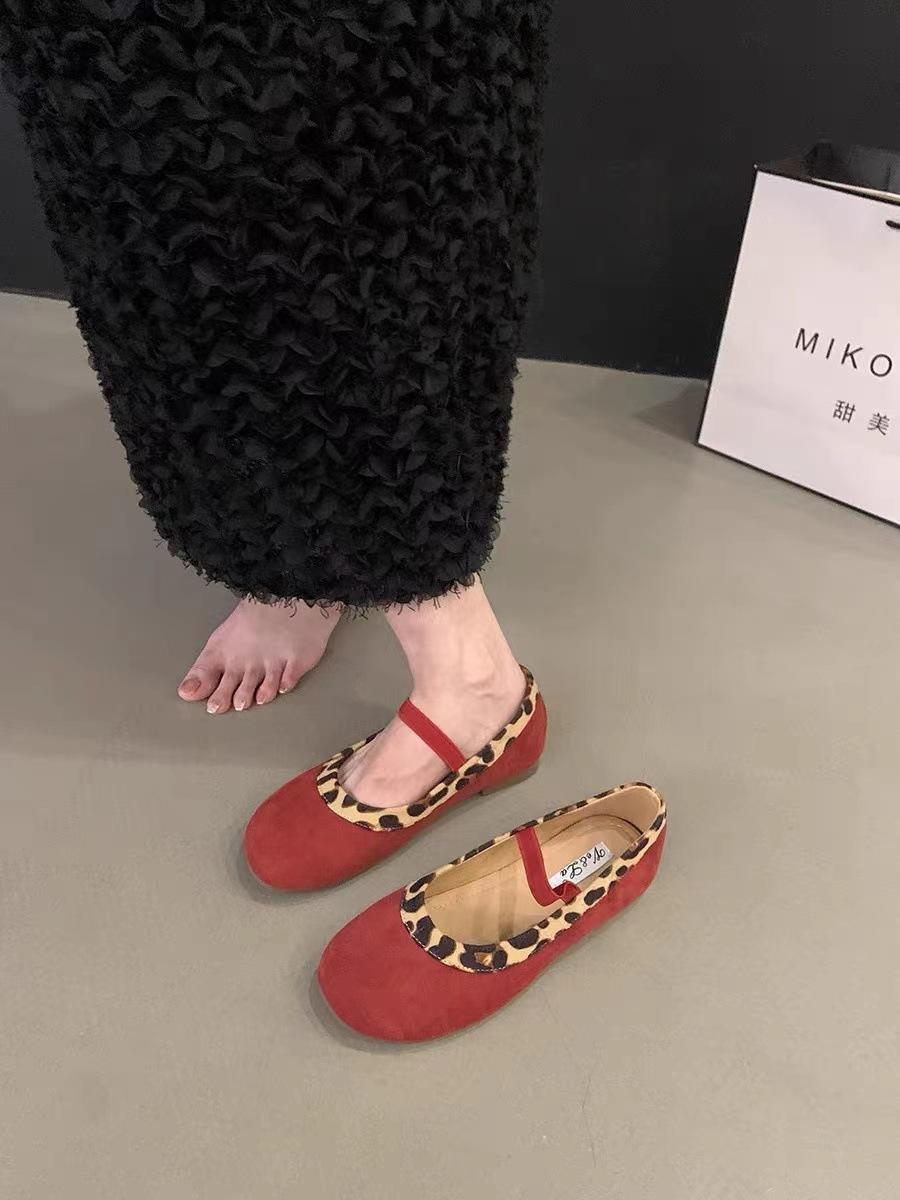 

МОДНЕ ВЗУТТЯ Чоловічі дихаючі спортивні кросівки Спортивне взуття для бігу Відкритий жіночий теніс Тренажер для тренажерного залу 40 червоний