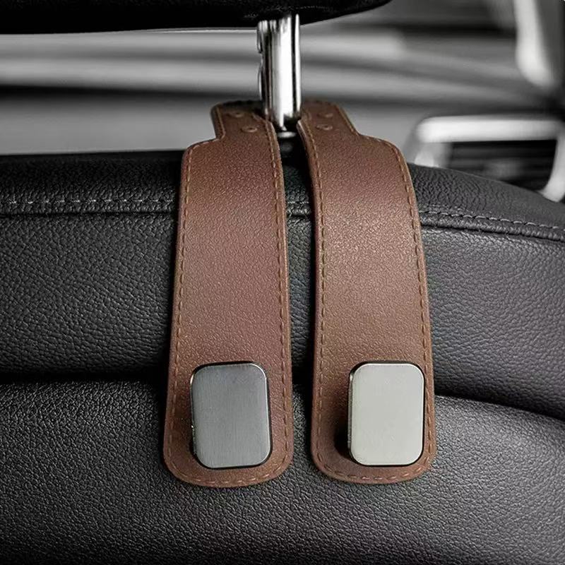 

2-in-1 Car Seat Back Cover & Hook: Universal Fit with Durable Faux Leather for Organization & Protection коричневый