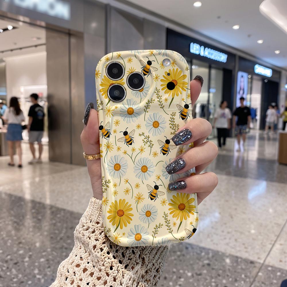 Daisy Bee Thin Branch Wildflower Wavy Edge Phone Case For iPhone 17 16 15 14 13 12 11 8 7 Plus Pro Max Floral Slim Cover