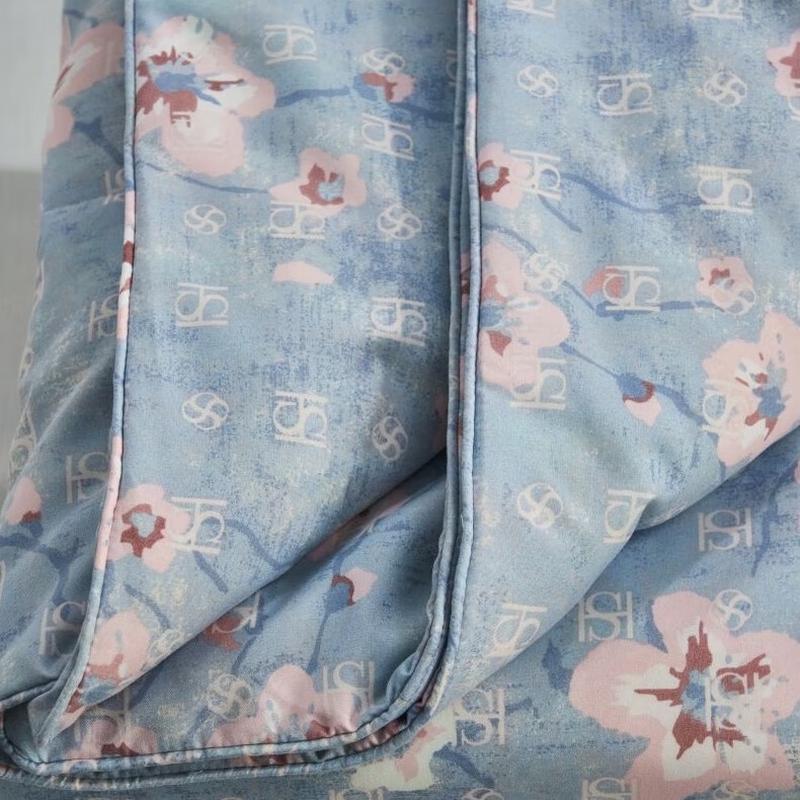 Mercy Home Textiles LV Designer Collaboration Mulberry Silk Blend Quilt