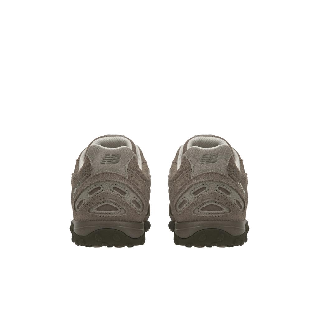 New Balance 204L Mushroom Arid Stone Sneakers Unisex Marroni U204LMMA