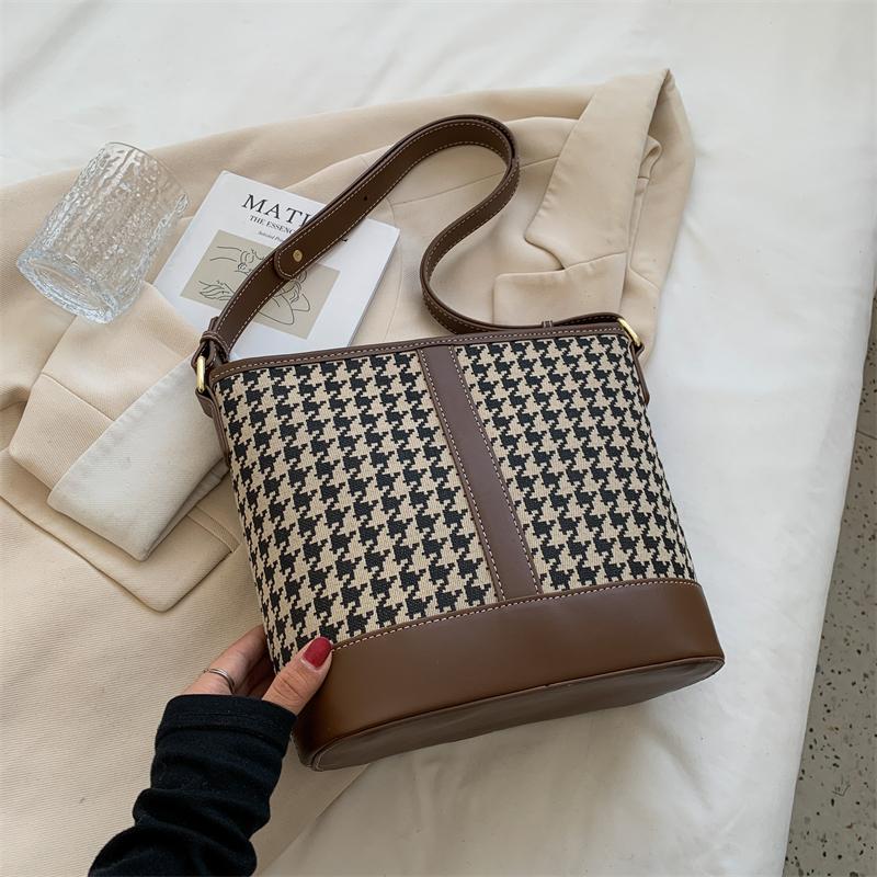 Vintage Houndstooth Shoulder Handbags Luxury Brand Designer Women's Bag Small Bucket Crossbody Bag Travel Shopper Armpit Purse