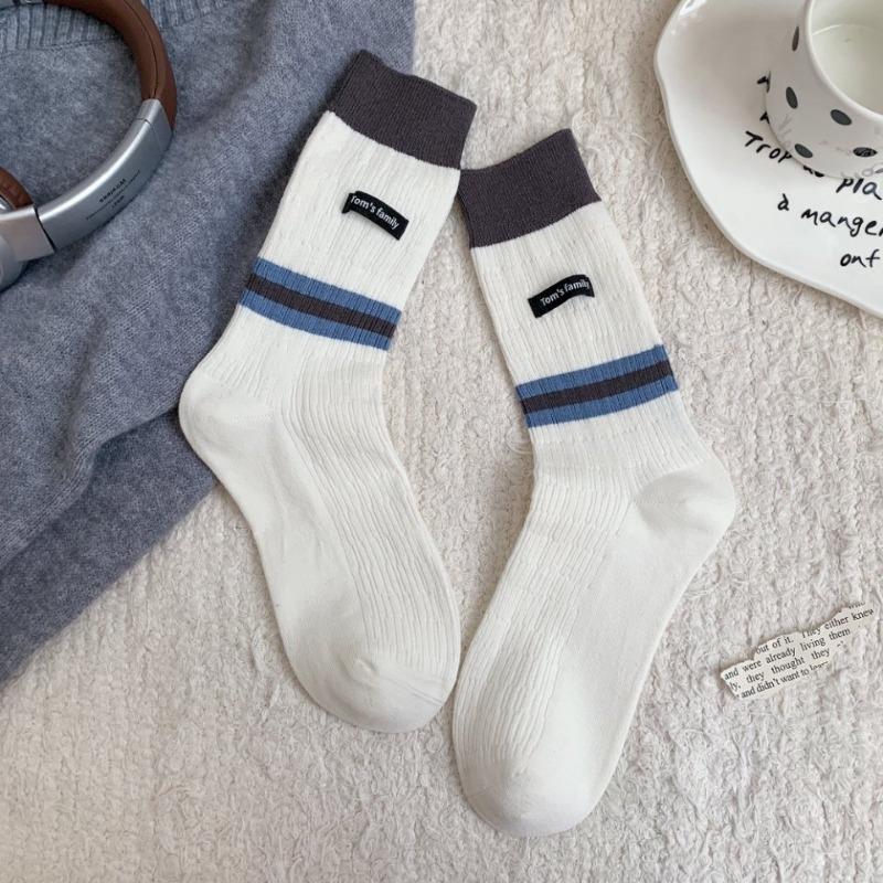 Women's Fall Collage Striped Letter Colored Cloth Logo Medium Tube Pile Socks