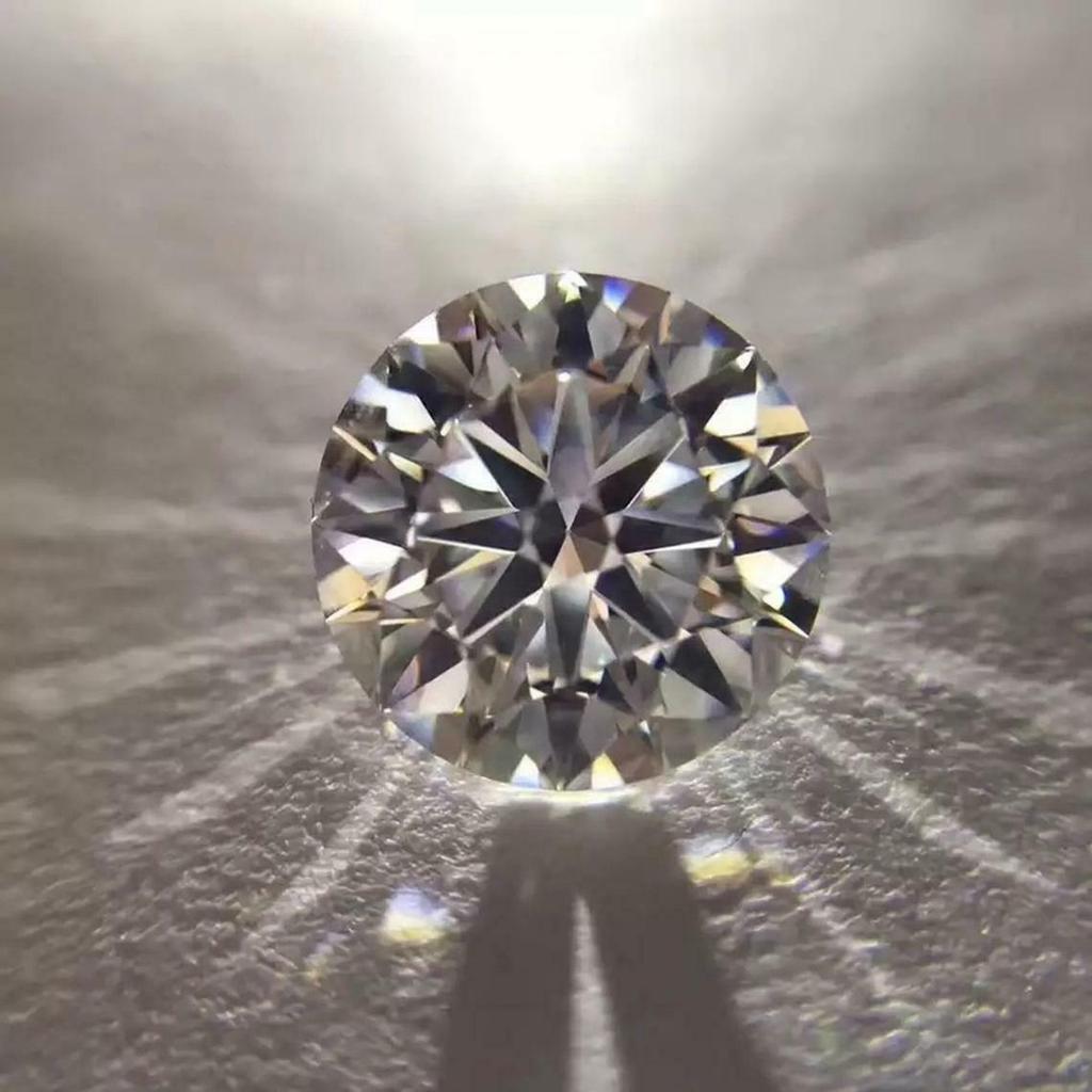Diamond Cut CVD D Color VVS1 Lab Grown Diamond 1 Ct Brilliant Gemstone