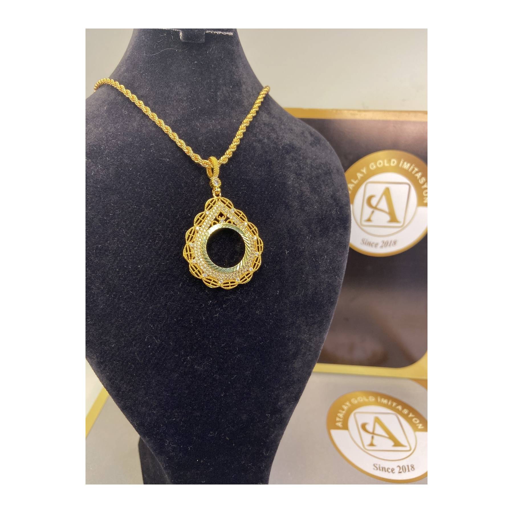 

22K Gold Plated Hollow Quarter Necklace