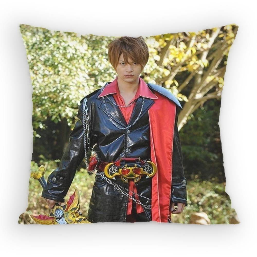 

Masked Rider DCD Tsukasa Kadoya Pillow Case Antidustmite Pillowcase Invisible zipper silky short plush Sofa cushion cover 30x30 cm