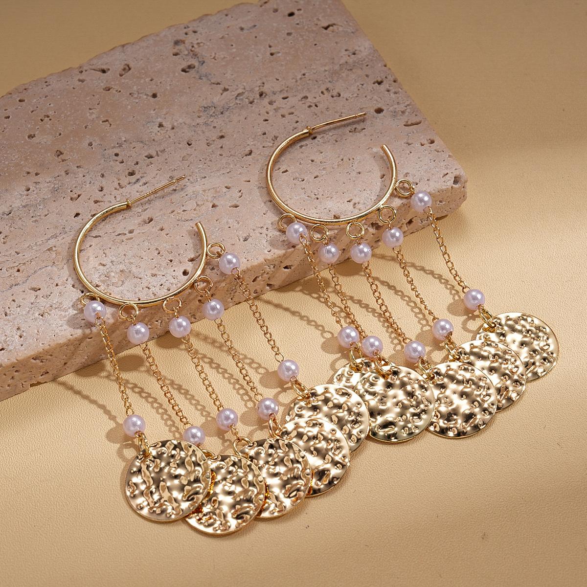 Imitation pearl pleated round geometric fringed silver needle earrings personalized fashion sense earrings
