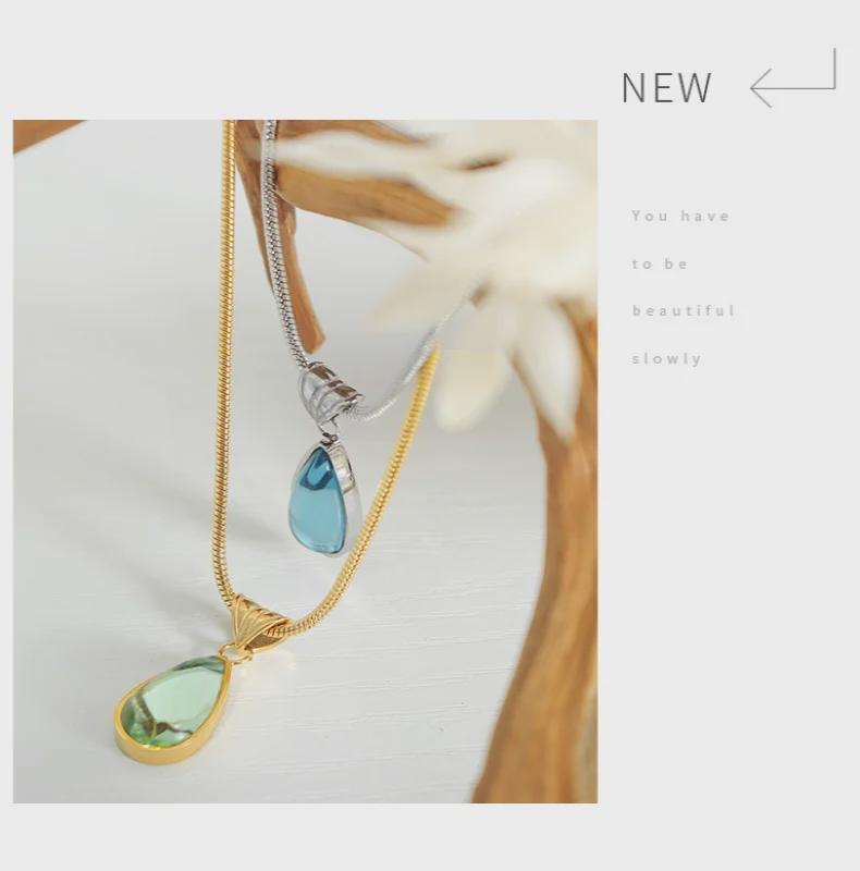 Kadınlar için Zeytin Yeşili ve Mavi Su Damlası Kolye - Retro, Niş Tasarım, Solmaz, Seksi Takı.