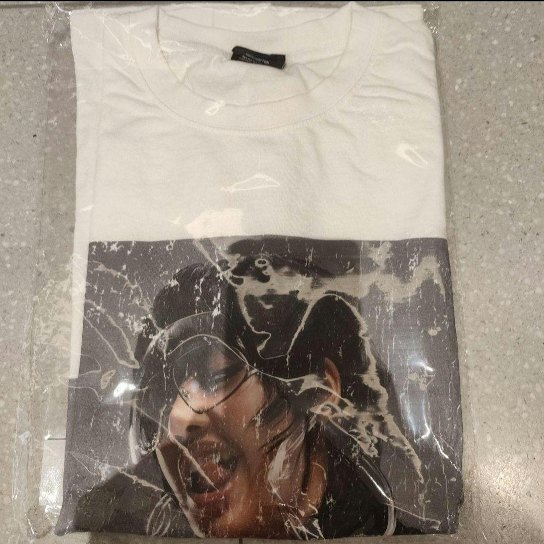 

[Б/У] Футболка BLACKPINK Lisa, лимитированная корейская версия, поп-ап, размер M