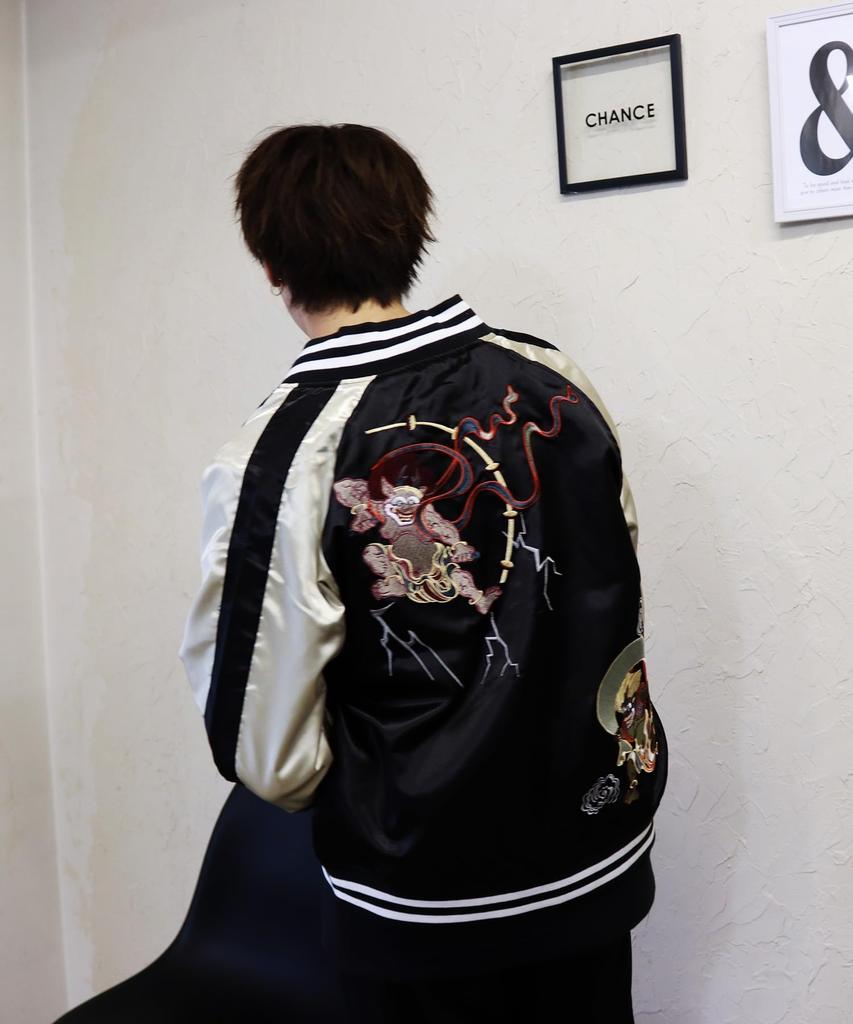 [WESTSEA] Japanese Embroidered Sukajan Jacket, Satin Souvenir Bomber Blouson for Men & Women, Fujin Raijin Thunder God, Black, JP Size M