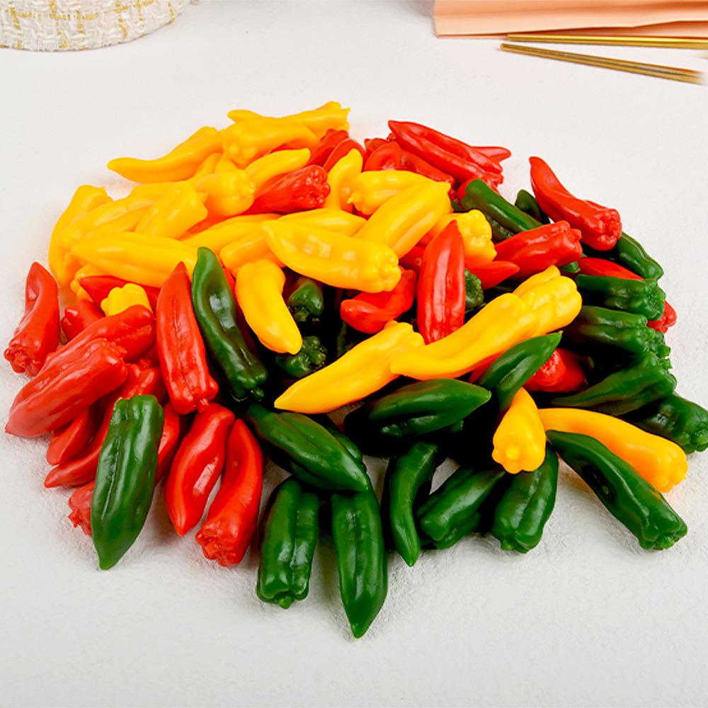 Creative Miniature Food Toy: Green & Red Pepper Prop